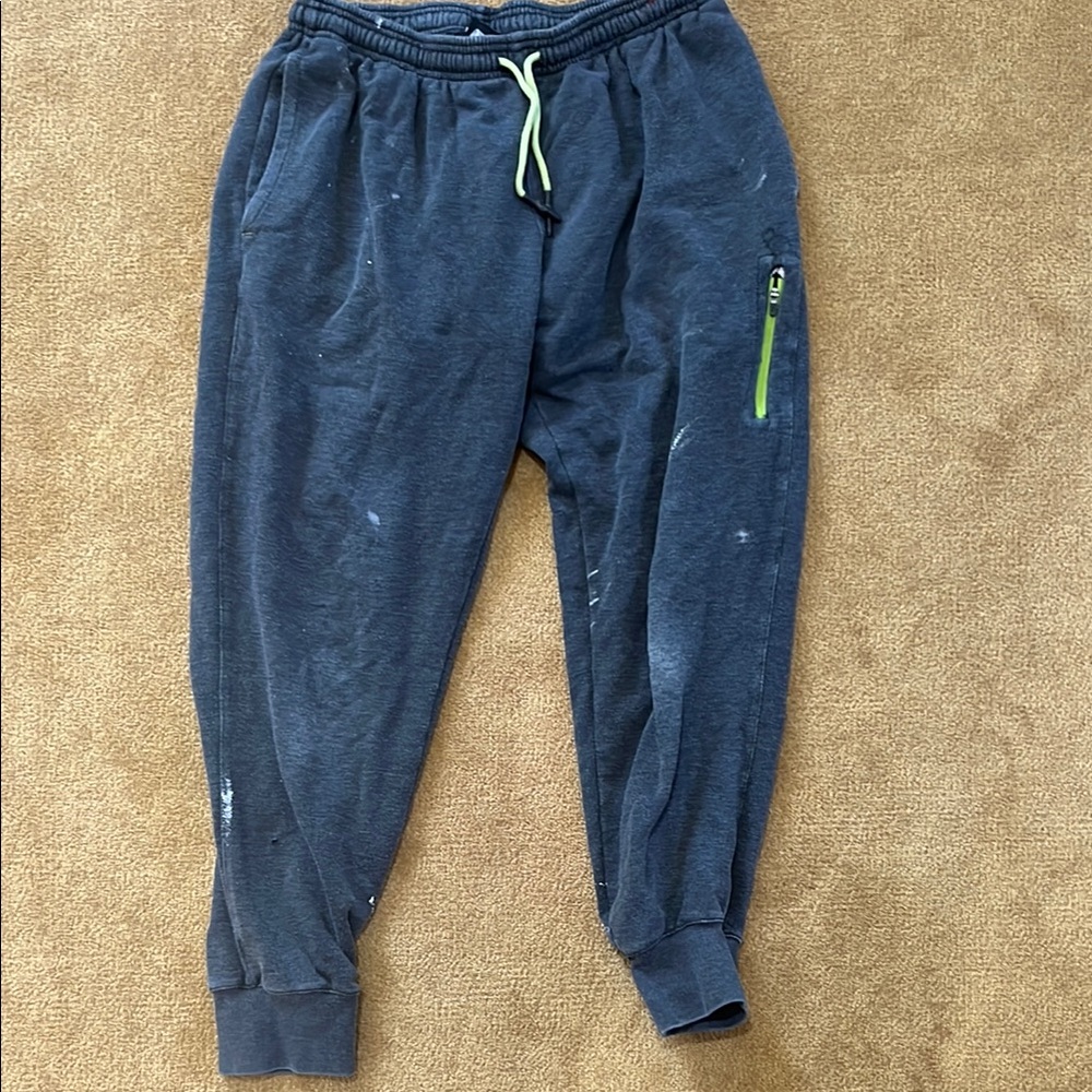Reebok Black Sweatpants Relaxed Fit Elastic Cuffs
